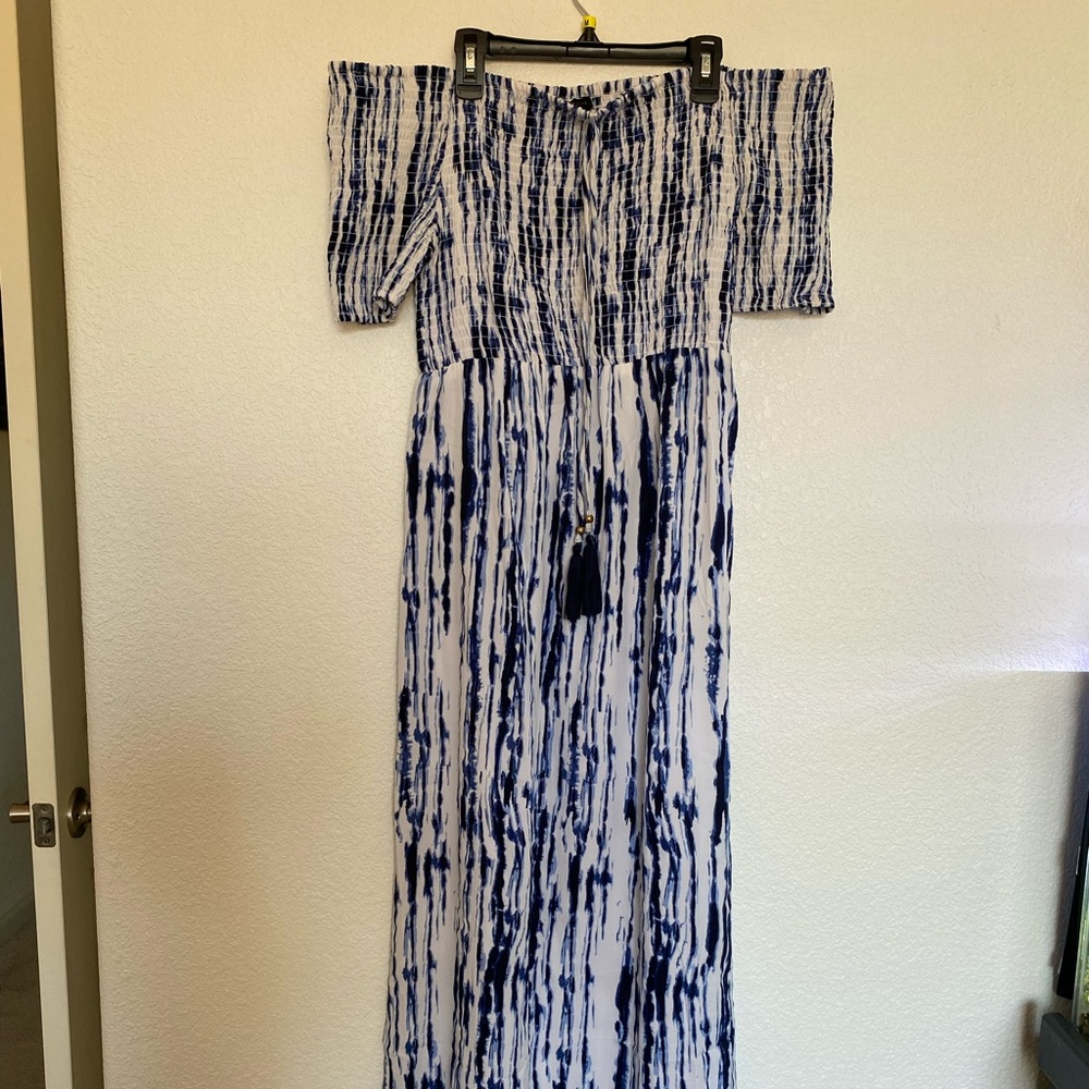 Off the shoulder maxi dress